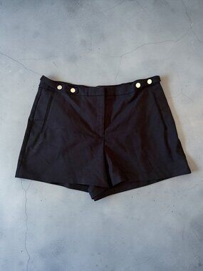 EXPRESS Black Midi High Rise Dress Shorts Size 16